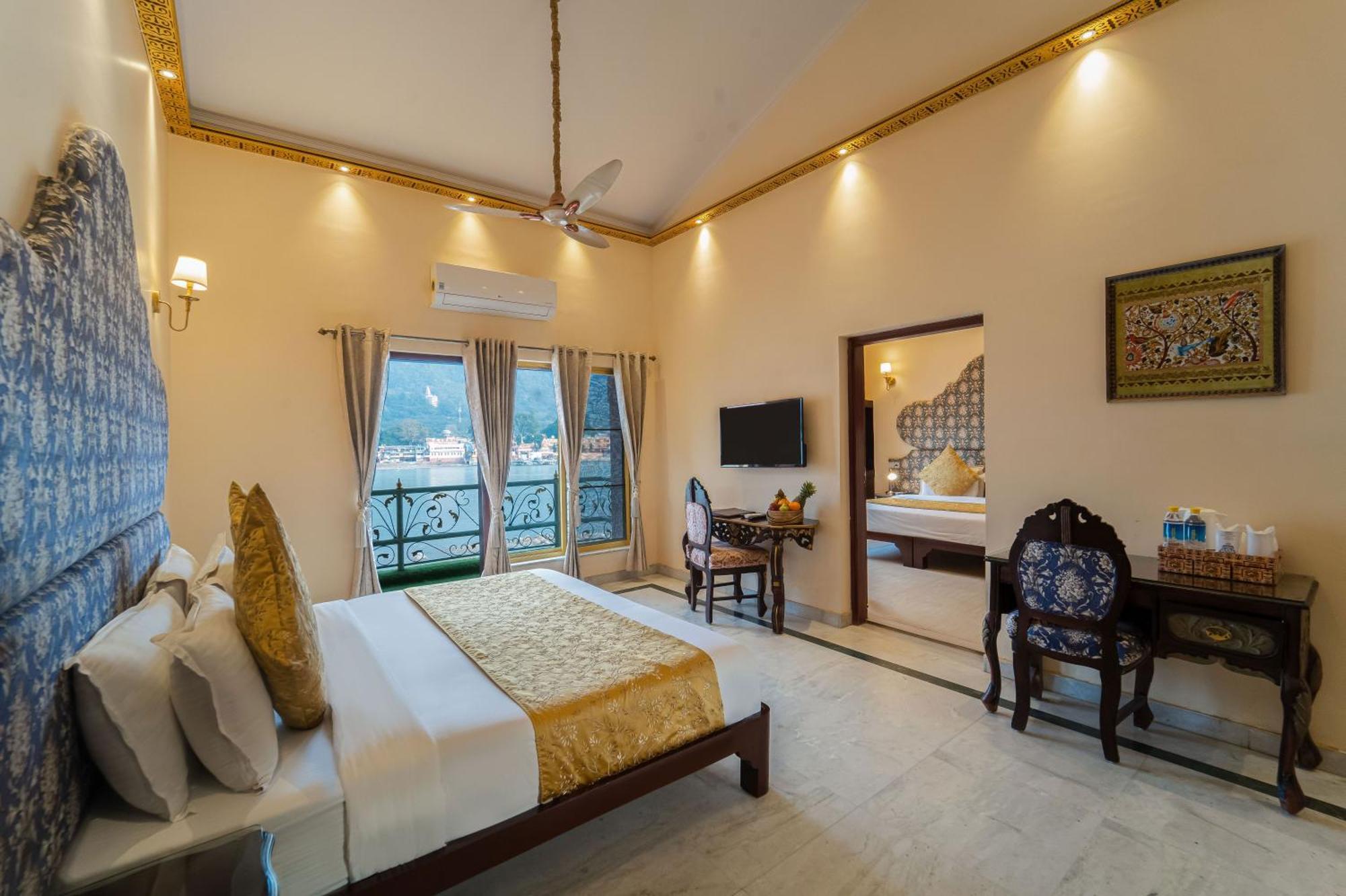 The Neeraj Ganga Heritage Palace Rishīkesh Exterior foto