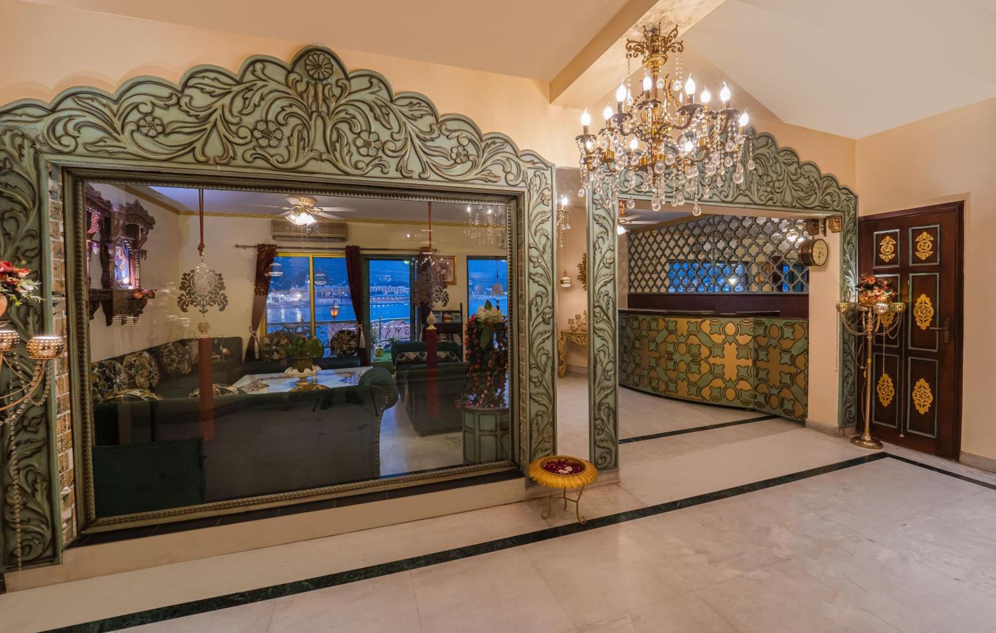 The Neeraj Ganga Heritage Palace Rishīkesh Exterior foto