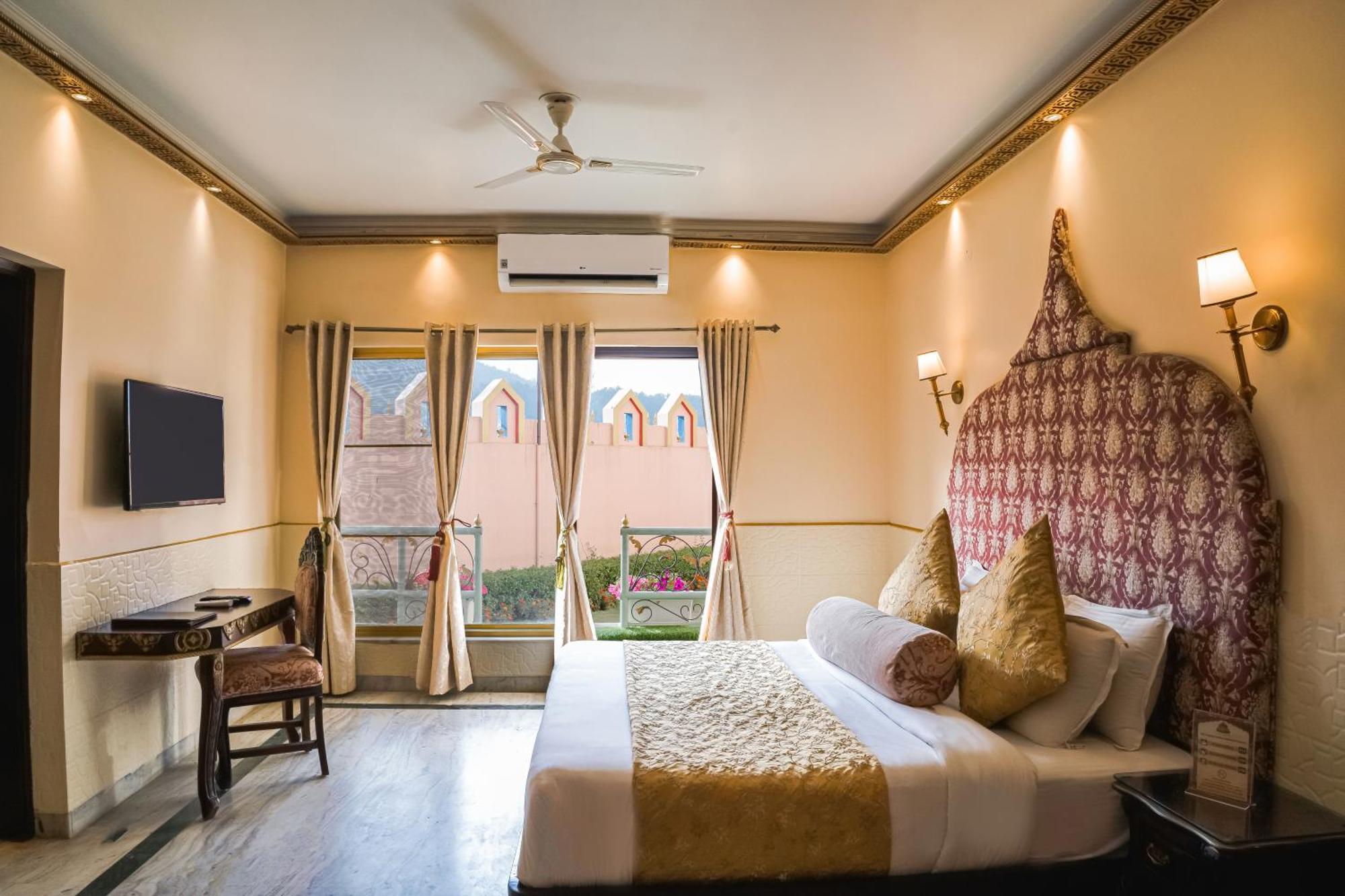 The Neeraj Ganga Heritage Palace Rishīkesh Exterior foto
